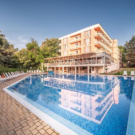 Gloria Hotel Saints Constantine and Helena Exteriör bild