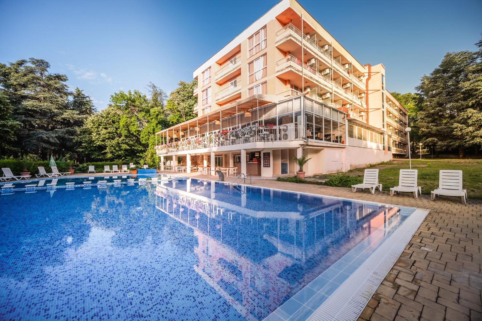 Gloria Hotel Saints Constantine and Helena Exteriör bild